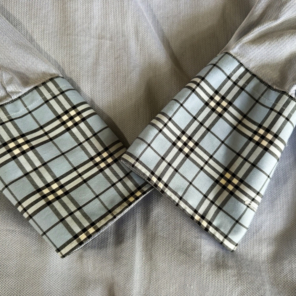 Burberry Long Sleeve Shirt . 100% Cotton.